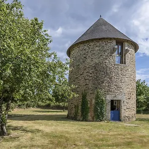 https://nuit-insolite-sur-la-presquile-de-rhuys.inbrittany.com