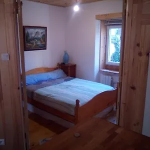 https://petit-village-authentique.midi-pyreneeshotels.com