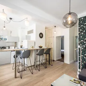 https://le-suzon-beautiful-apt-for-6-with-parking.midi-pyreneeshotels.com